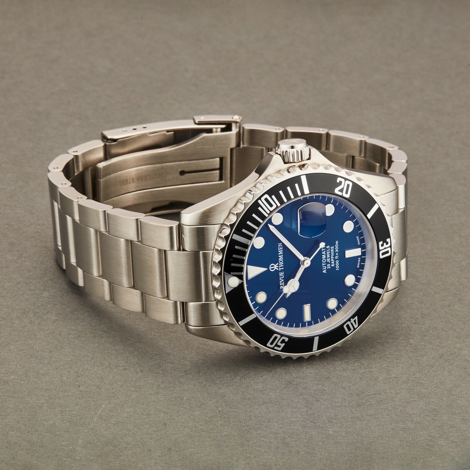 Pre-owned Revue Thommen Men's Diver Blue Dial Stainless Steel Automatic Watch 17571.2123