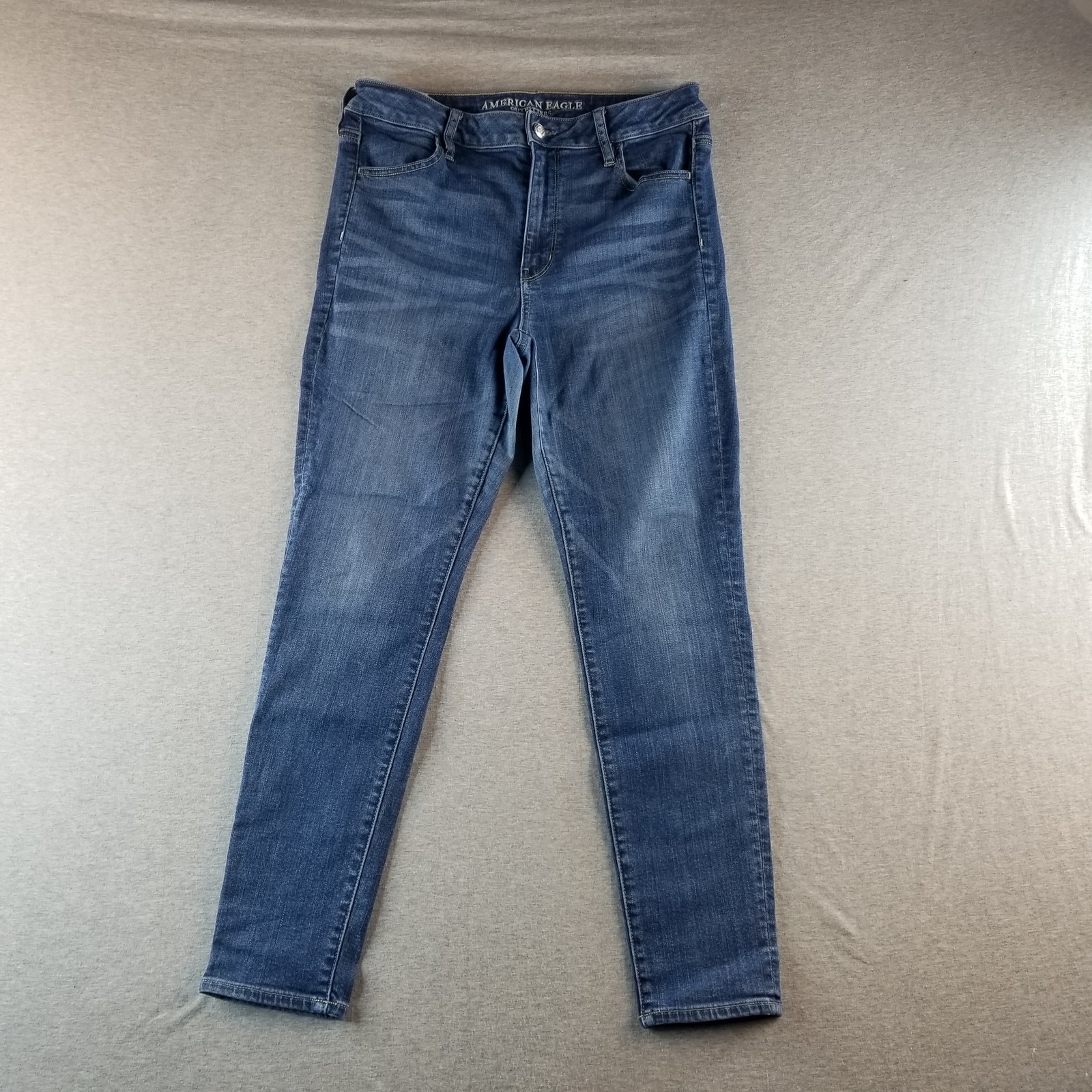 American Eagle Jeans Womens Sz 10 Short Stretch Med Wash Normcore Trendy Stylish