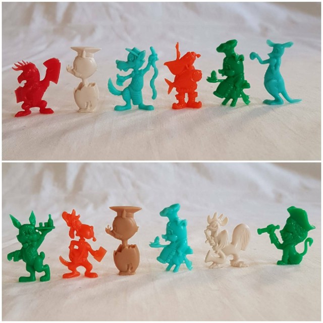 Vintage Cereal Toys 50 per bundle Society Zoo Collectables