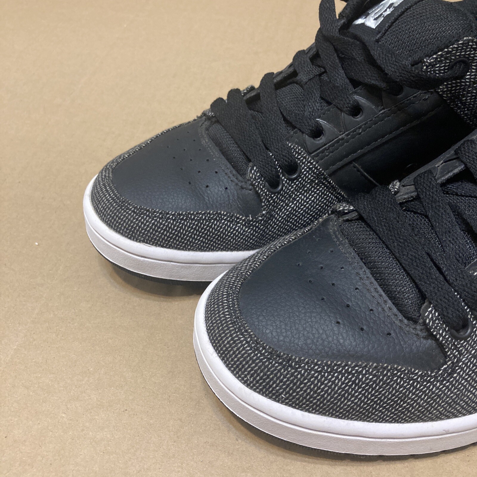 dc skateboard shoes size 9 Tennis Shoes 