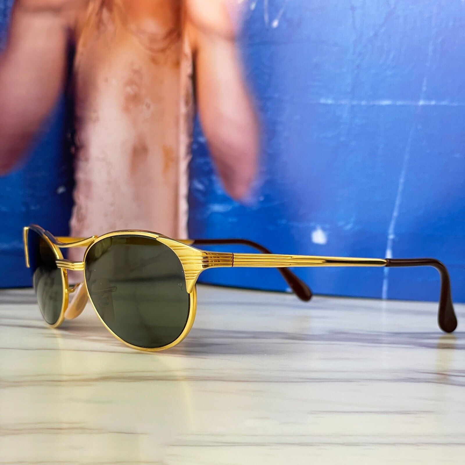 vintage B&L RAY-BAN 90's Signet W1394 sunglasses with case vintage B&L RAY-BAN 90's Signet W1394 sunglasses with case