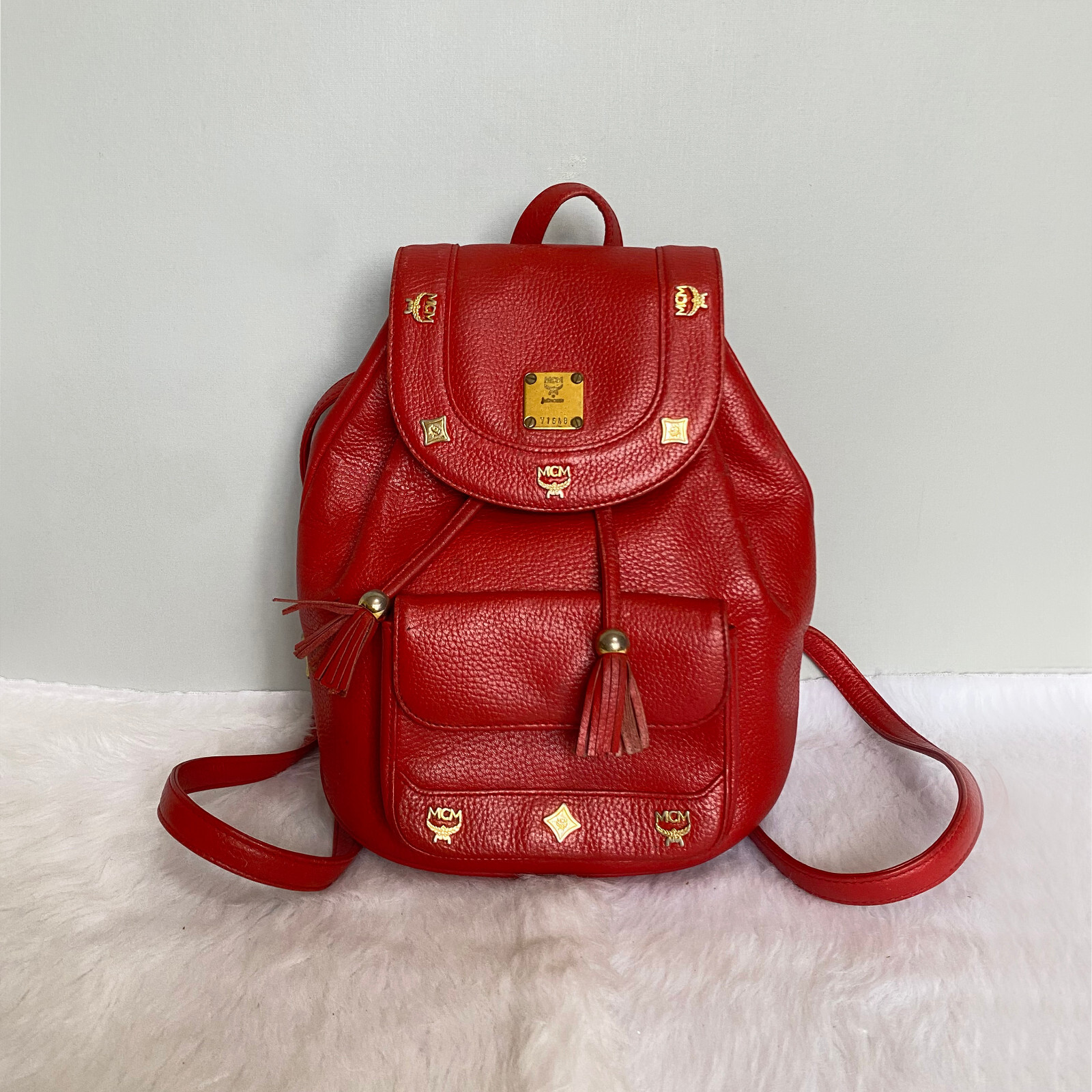 MCM レッド 赤 リュック レア MCM Vintage Red Leather Backpack | eBay