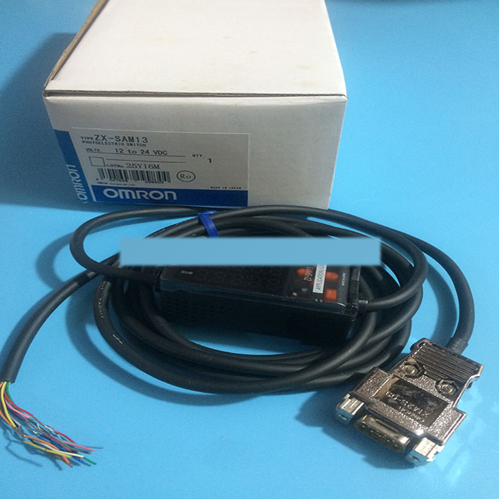 OMRON New in box ZX-SAM13 laser sensor ZXSAM13 1 year