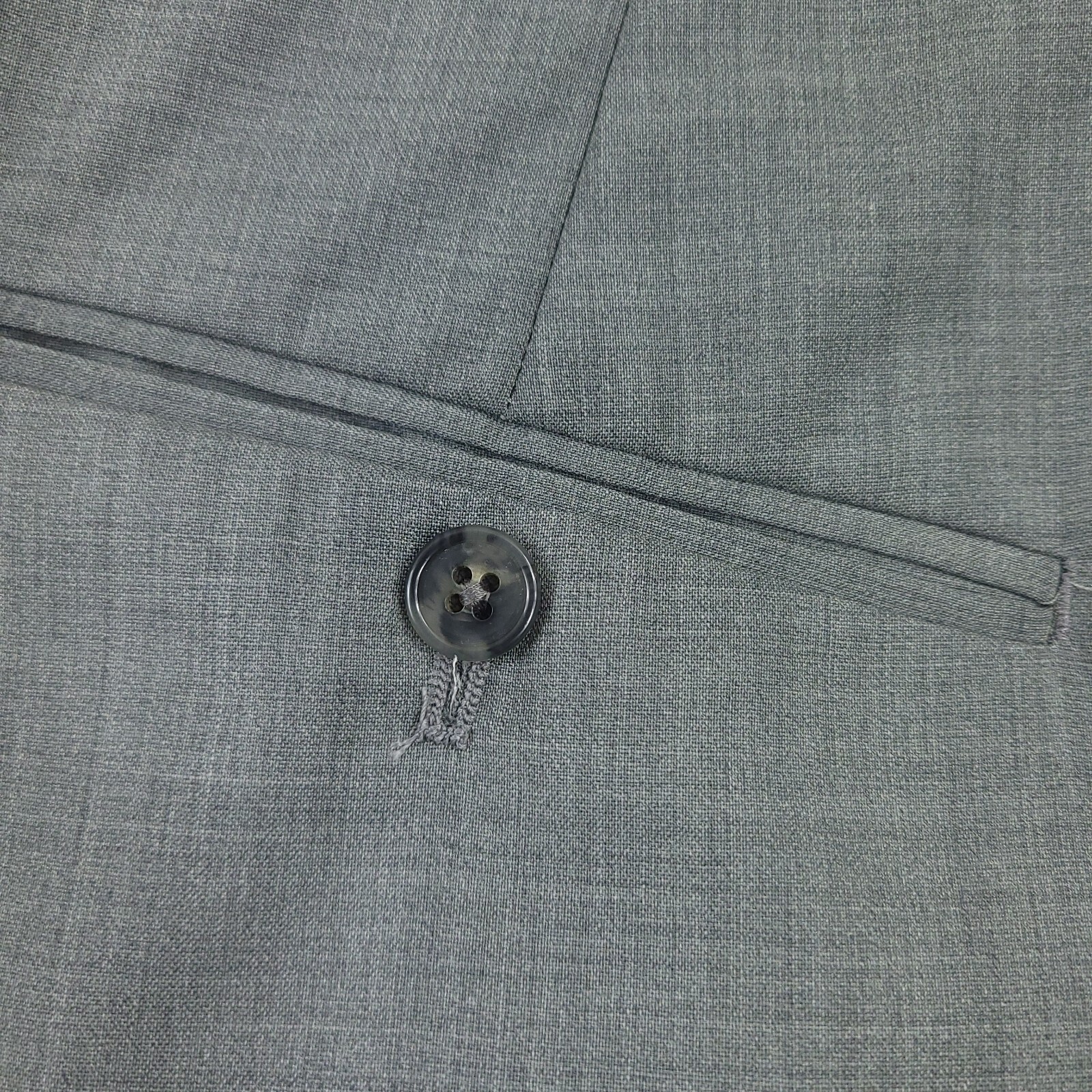 HART SCHAFFNER MARX $895 HART SCHAFFNER MARX BROOKLYN FIT SOLID GRAY WOOL SUIT MENS SIZE 42L X 36