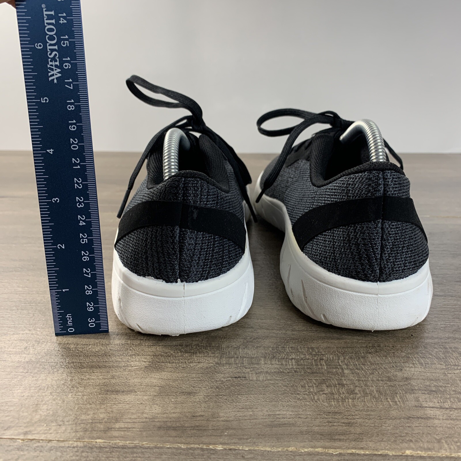 Athletic Works Mens Black Sneakers Size 