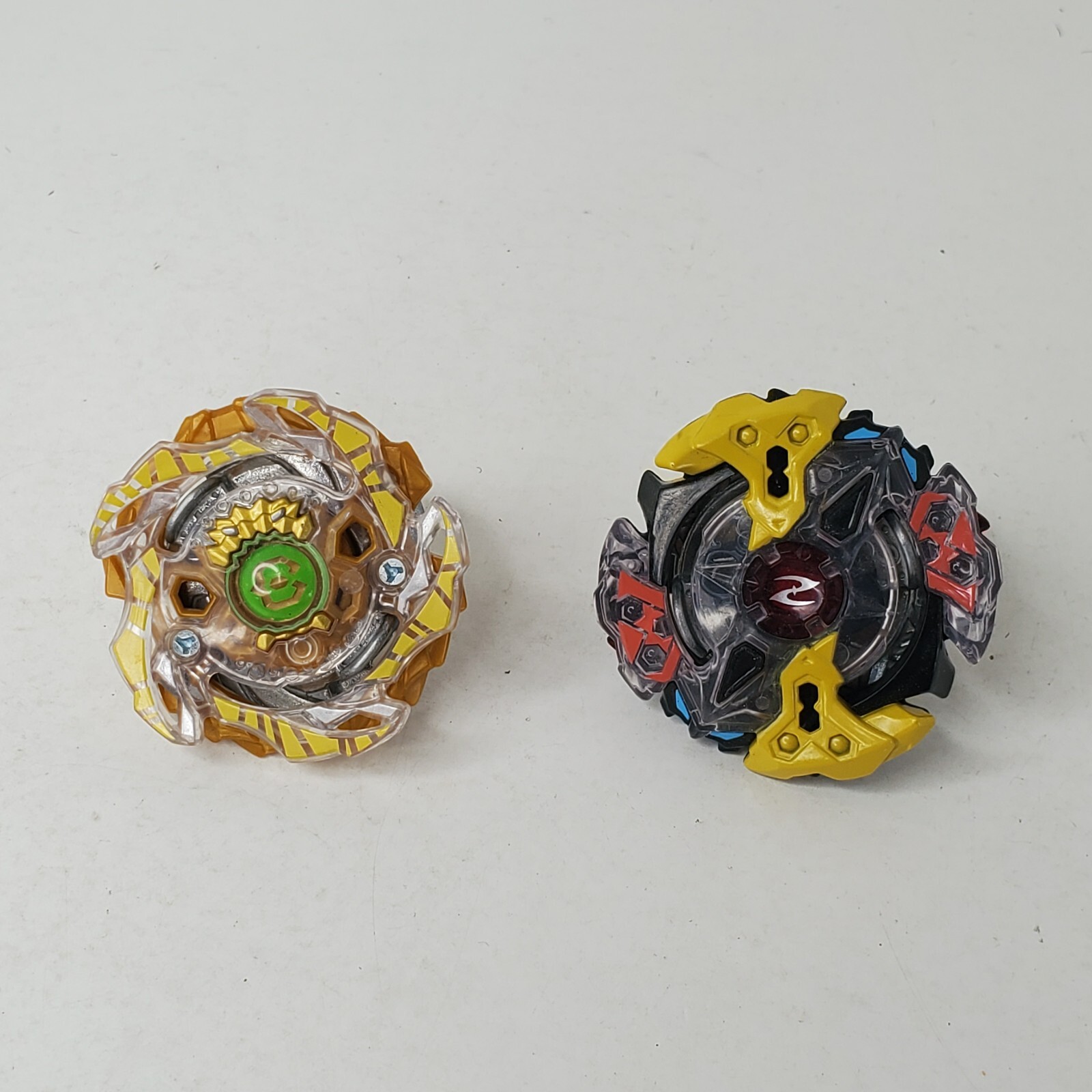Beyblade Burst Turbo SlingShock Gold-X Betromoth B4 Galaxy