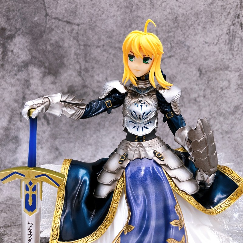 セイバー　フェイト　SABER Fate stay night Gift Amazon.com: Gift Fate/stay night: Saber PVC Figure (1:8