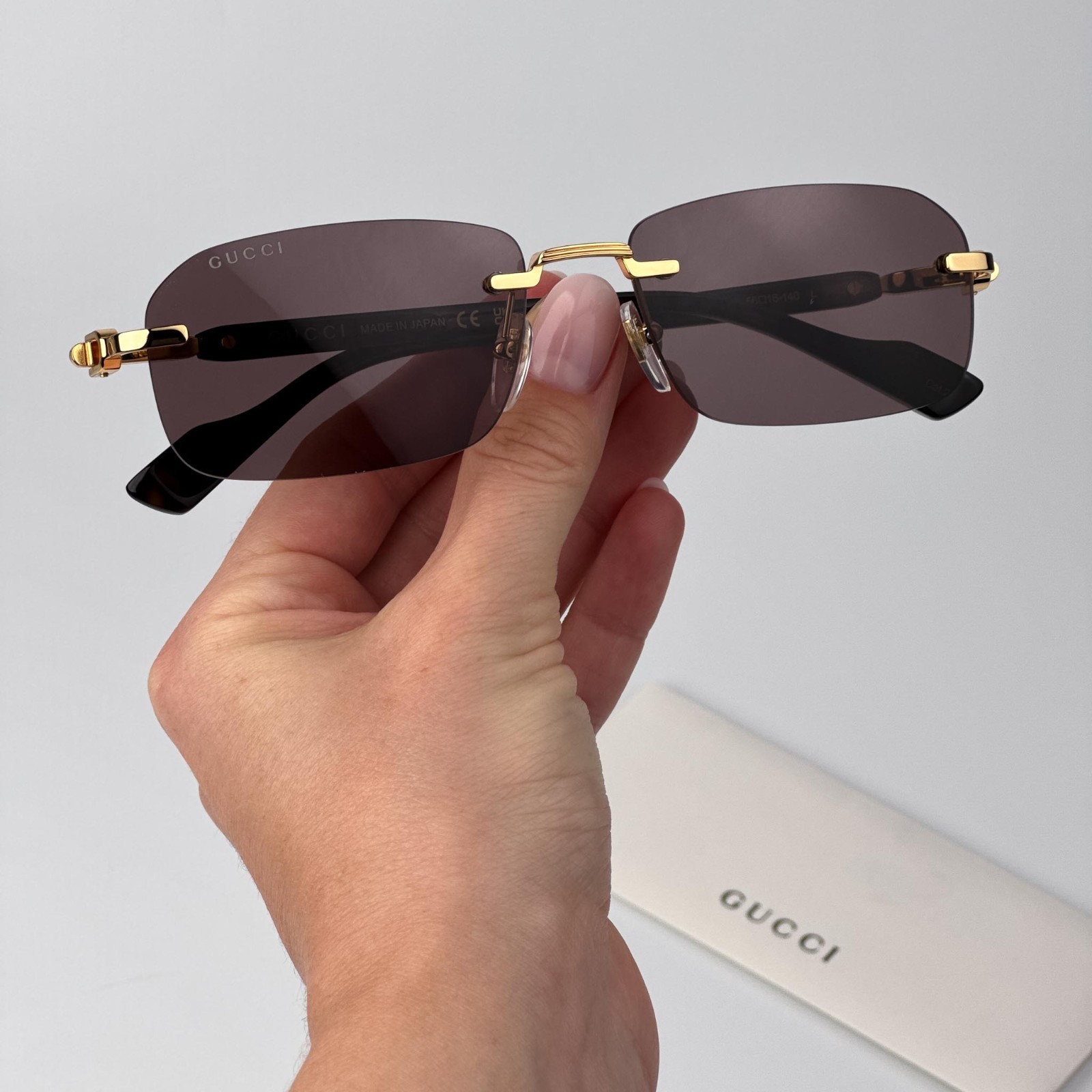 美品 GUCCI グッチ スクエアフレーム サングラス GG1221S Gucci Women Sunglasses Gold Brown Square Rimless GG1221S 002