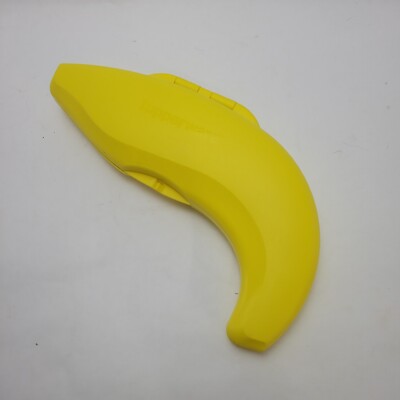 Tupperware Yellow Banana Keeper 