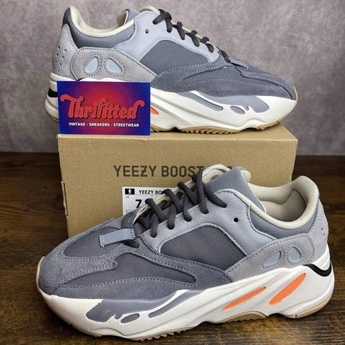 Adidas Yeezy Boost 700 Magnet Size 7 / 8W FV9922 Grey OG