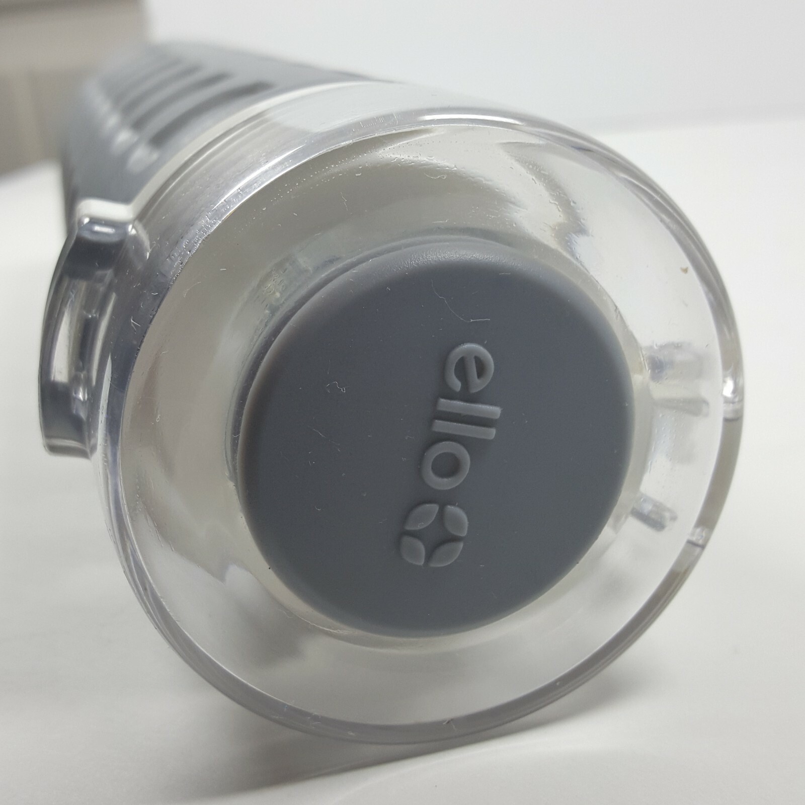 Ello Syndicate Glass Water Bottle with Flip Lid 20 oz