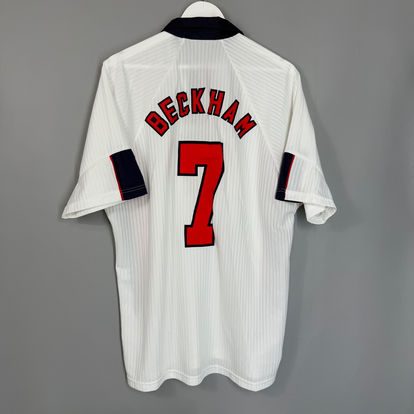 【正規品 01-03 England Home L/S Beckham #7】 2001-03 England Home Shirt Beckham #7