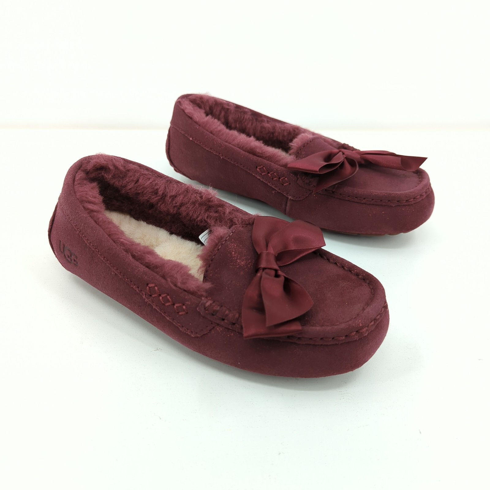 UGG Women's 5 Ansley Bow Moccasins Wild Grape Purple Glimmer