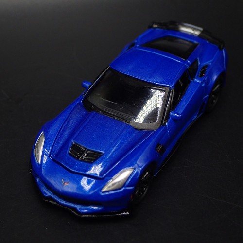 2014 - 2019 CHEVY CHEVROLET CORVETTE C7 Z06 1/64 SCALE DIORAMA DIECAST MODEL CAR 2014 - 2019 CHEVY CHEVROLET CORVETTE C7 Z06 1/64 SCALE DIORAMA DIECAST MODEL CAR