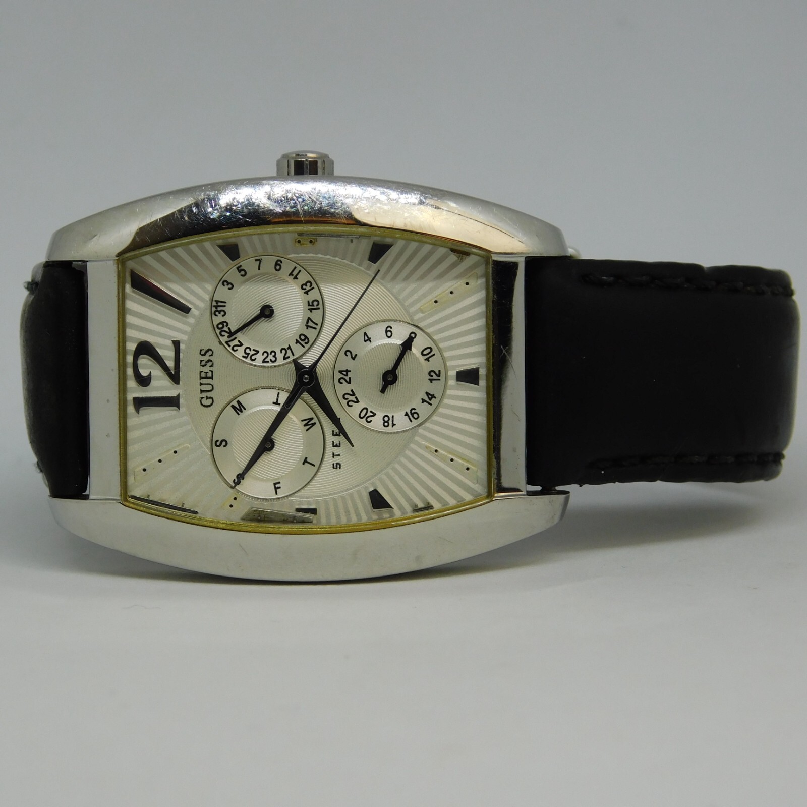 GUESS Steel G85880G Genuine Leather Quartz Analog Men's