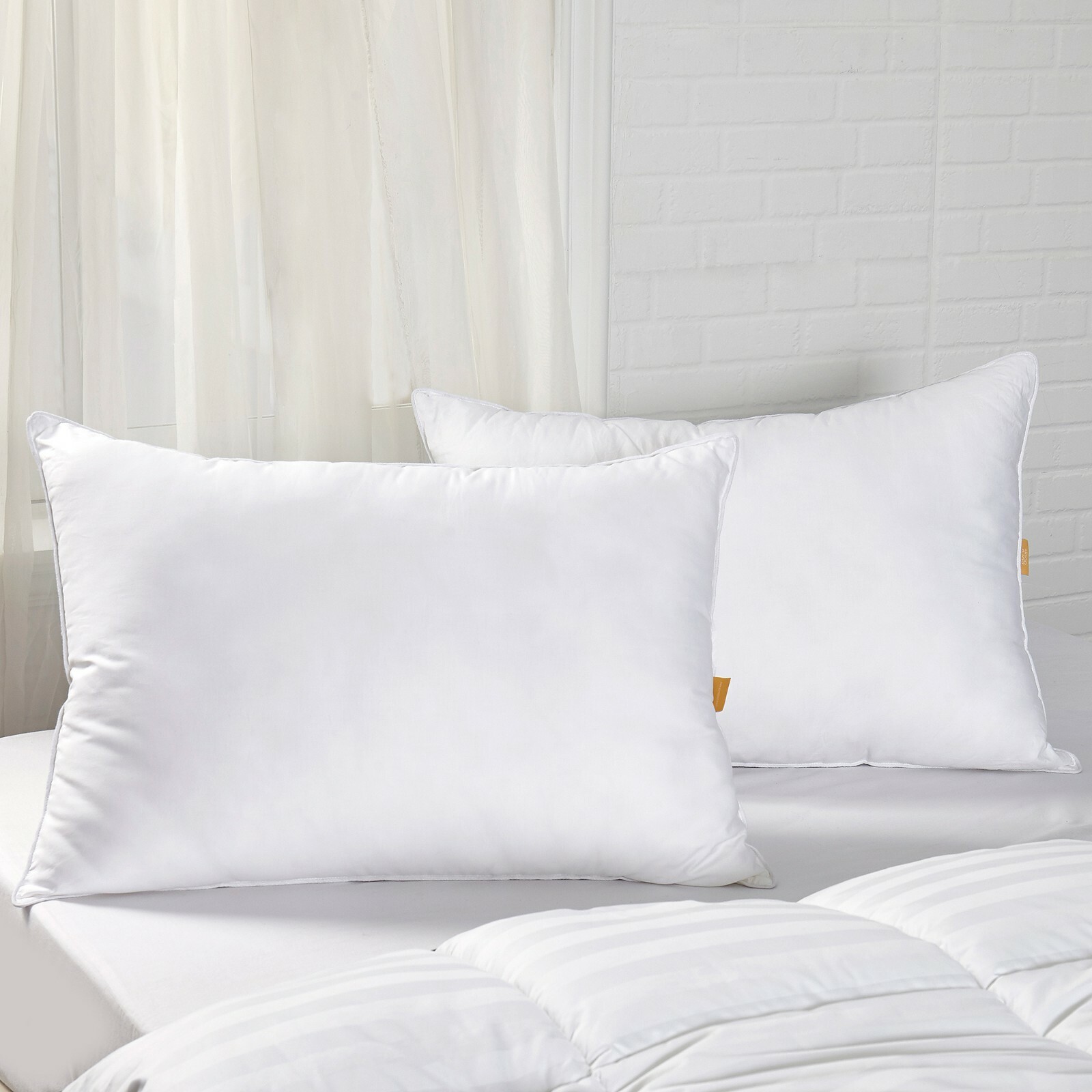 Puredown 2PCS 30 Goose Down Feather Bed Pillows for Side Sleepers King