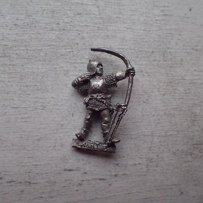 Citadel Warhammer classic 80s Empire Fighter C26 Man at Arms Archer Q