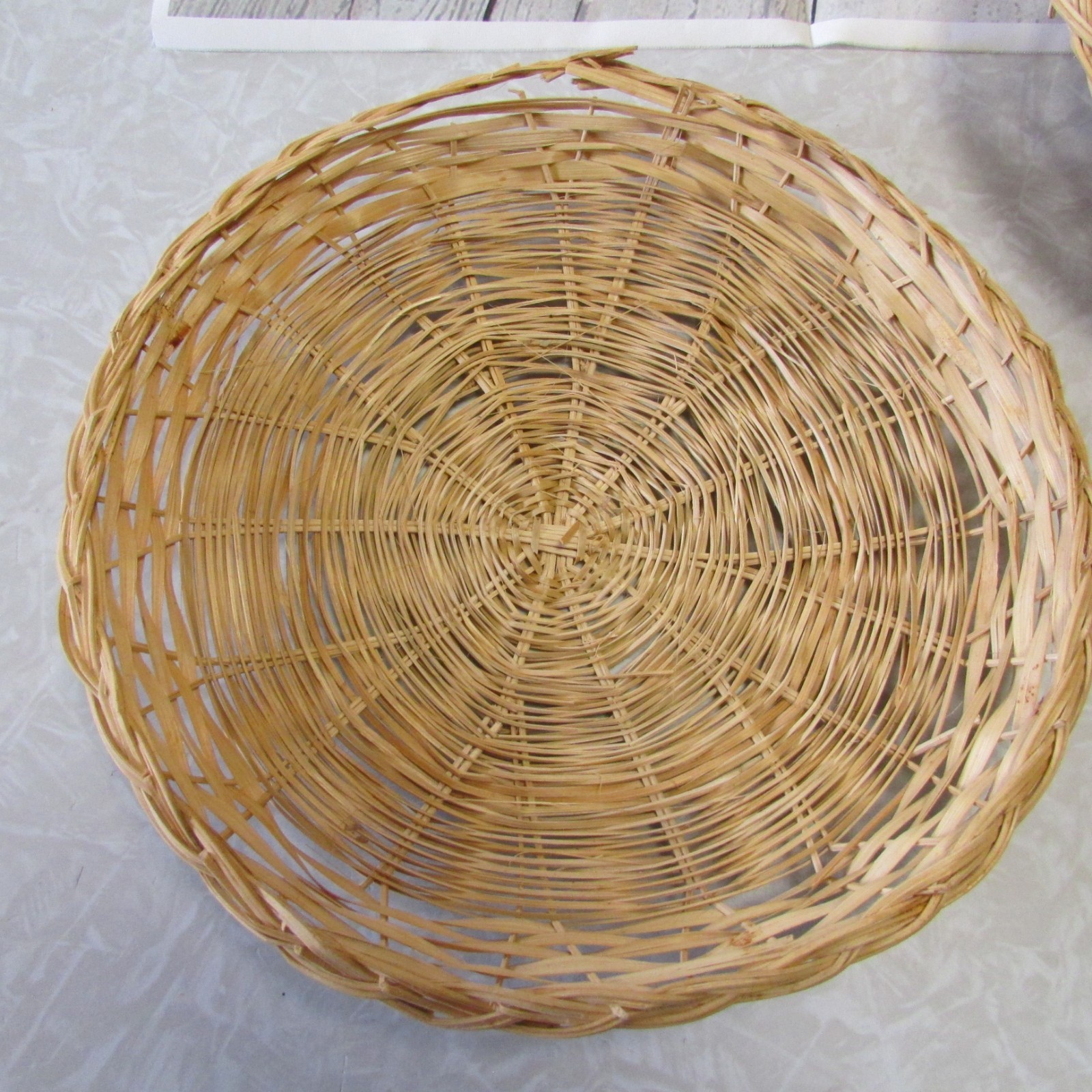Paper Plate Holders Rattan Wicker Lot of 13 Camping Picnic BBQ Party Wall Decor