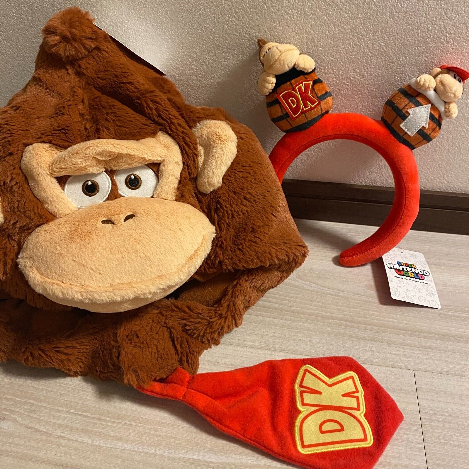 SUPER NINTENDO WORLD Donkey Kong 2 Set Cap Hat Headband USJ SUPER NINTENDO WORLD Donkey Kong 2 Set Cap Hat Headband USJ