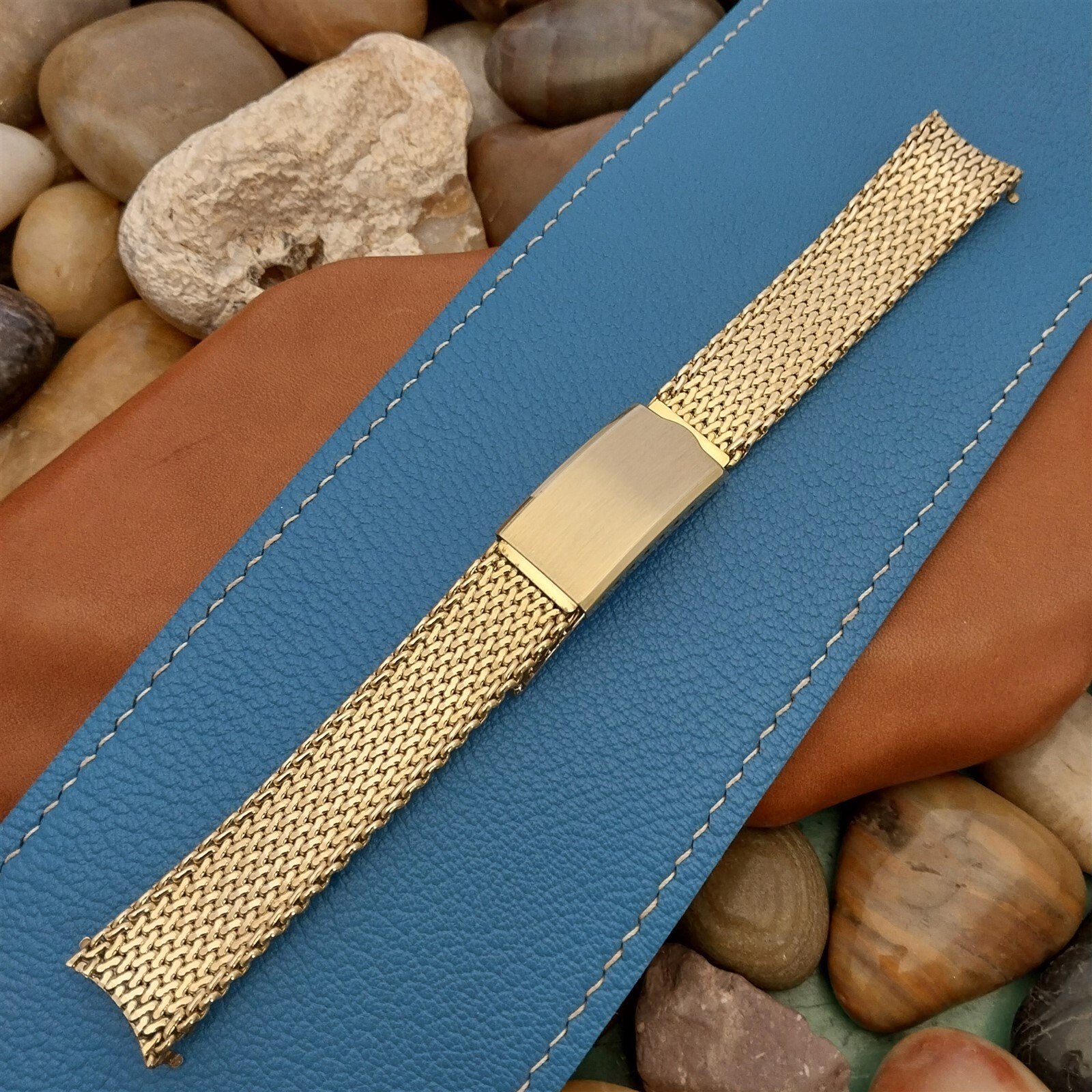 Ameri VINTAGE - ぷぅ★AMERI×Champion AMERI × Champion 初のコラボアイテムが9月29日(木)に発売