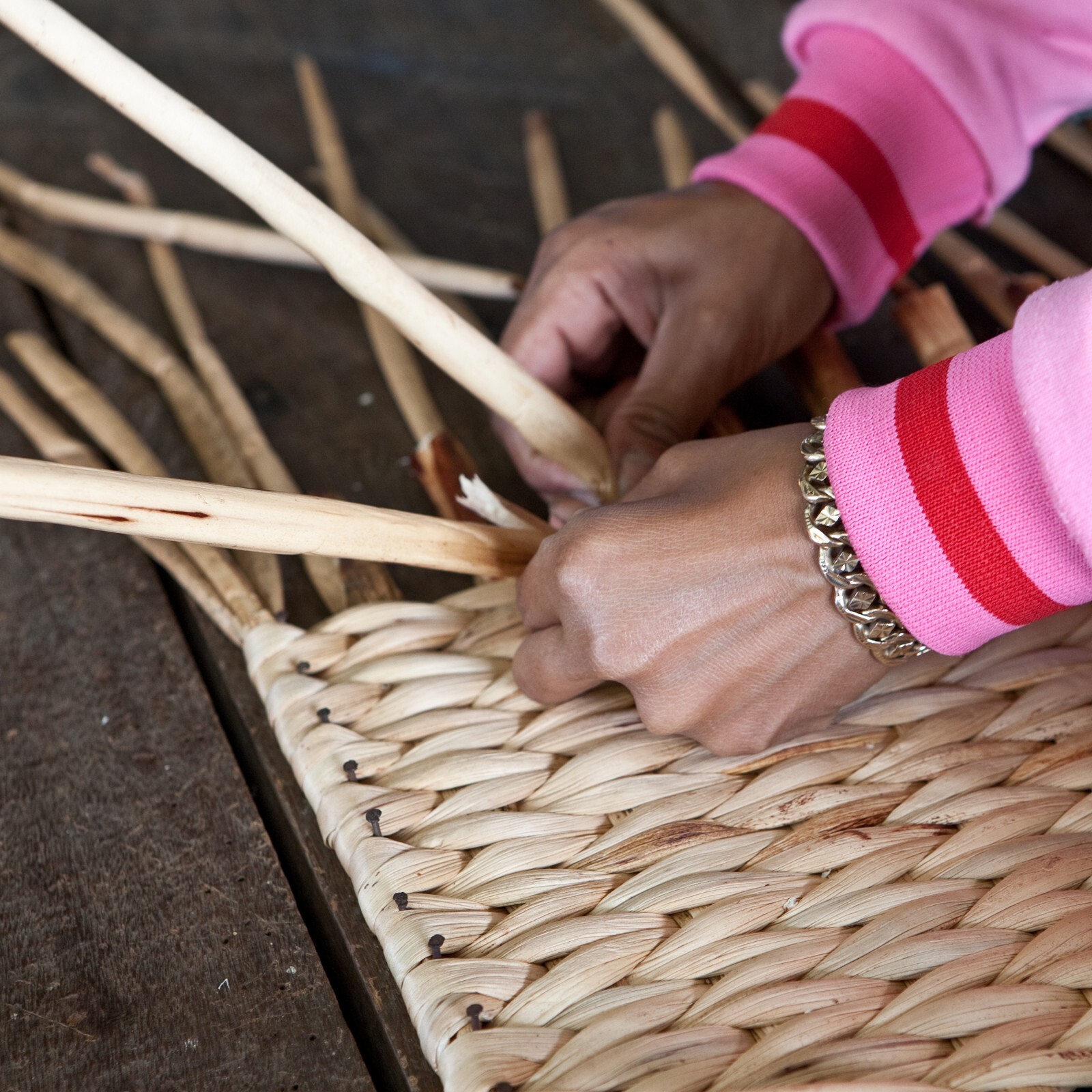 Oval Hand-Woven Water Hyacinth Stackable Baskets, Set of 3(Collectible) (5644)