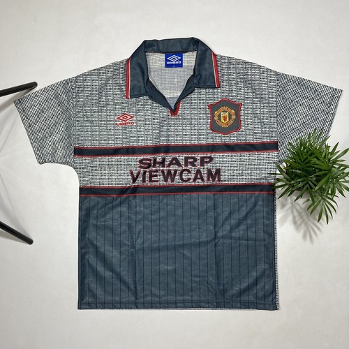 Umbro Manchester United 1995/96 Eric Cantona #7 Away