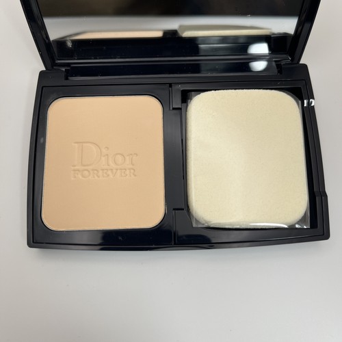 新品 Dior Diorskin Forever Undercover 020 Diorskin Forever Undercover Foundation - 020 Light Beige by