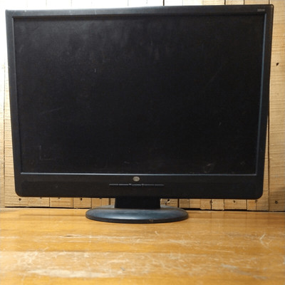 Computer Linking Technology CTL 220UW Widescreen Computer Monitor Silver UNTESTE
