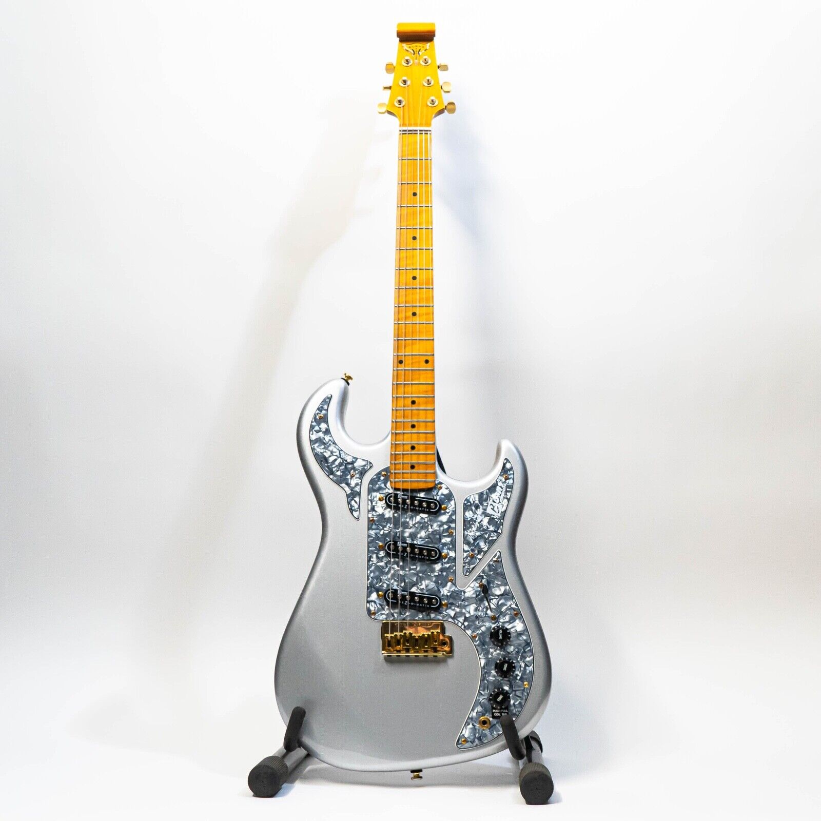 Burns Marquee Club Series - Electric Guitar with Gigbag - Silver