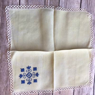 Vintage Hand Embroidered In Blue Pale Green Linen Luncheon Napkins Lot Set 4