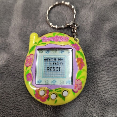【玩具】 Tamagotchi Connection 2004年製 海外版 レア $_12.JPG?set_id=880000500F