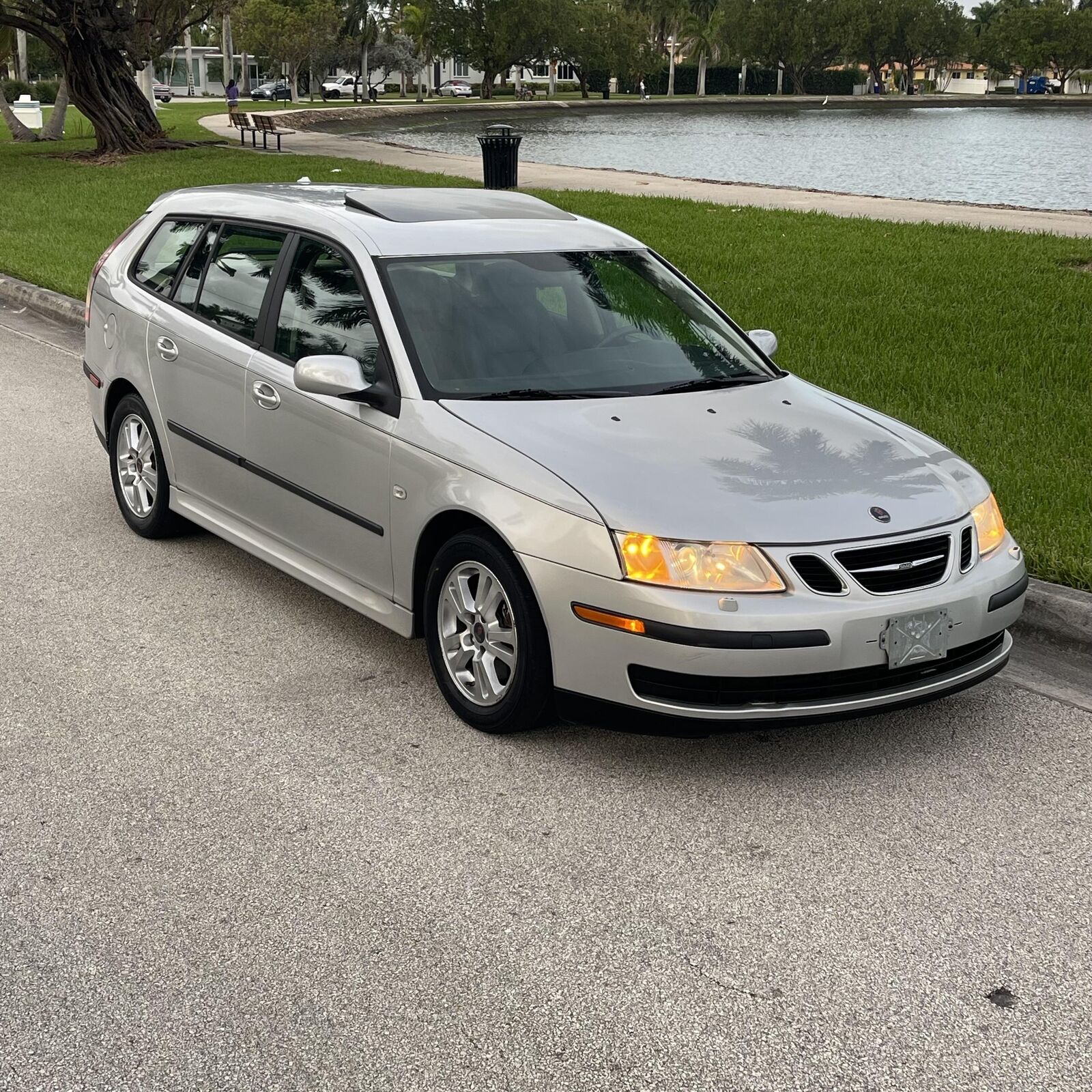 Owner 2006 SAAB 9-3 SPORTCOMBI WAGON 2.0T ONLY 71K MILES ACCIDENT FREE NON SMOKER 9-5