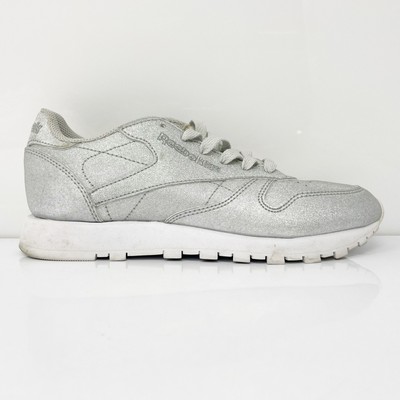 

Женские кроссовки Reebok Classic BD5757 Silver Casual Shoes Размер 6, Серебряный, Classic