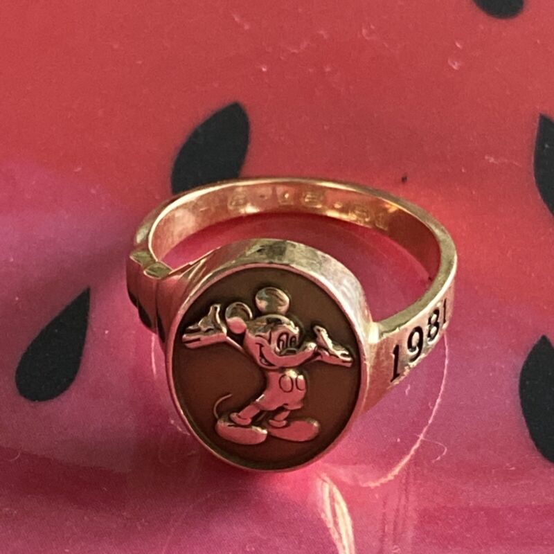 Vintage 1981 Disney Cast Member 14k Yellow Gold 20yr Ring  Mickey Mouse Sz 5-5.5