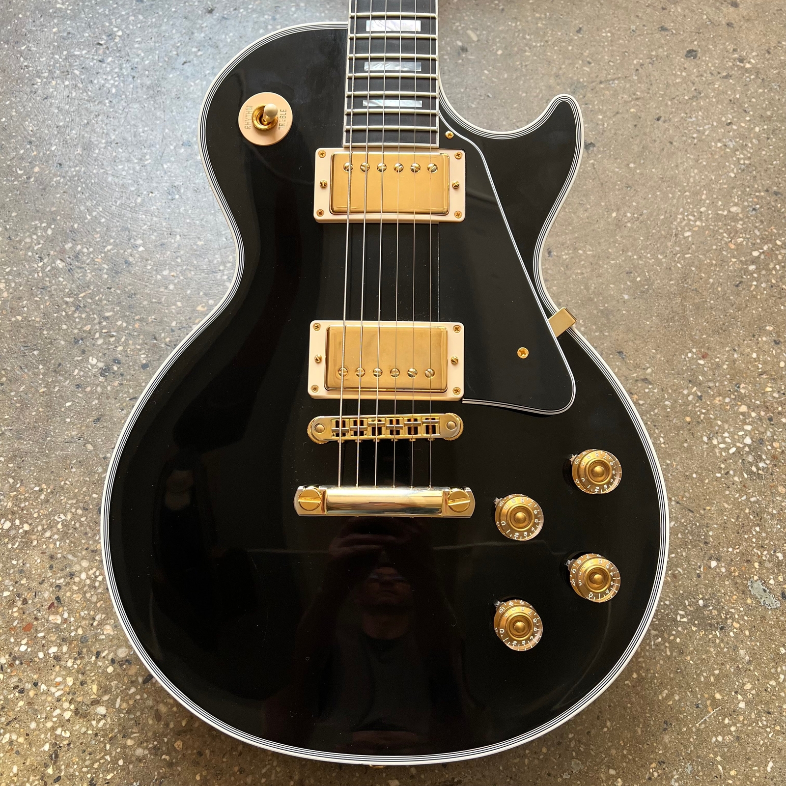 ダグ　Gibson Les Paul Custom VOS Gibson Custom Les Paul Custom Antique VOS Antique Ebony (SN