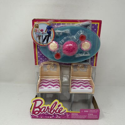 2015 BARBIE DINNER DATE TABLE AND CHAIRS - DXR91 DTJ68 - ORIGINAL BOX UNOPENED