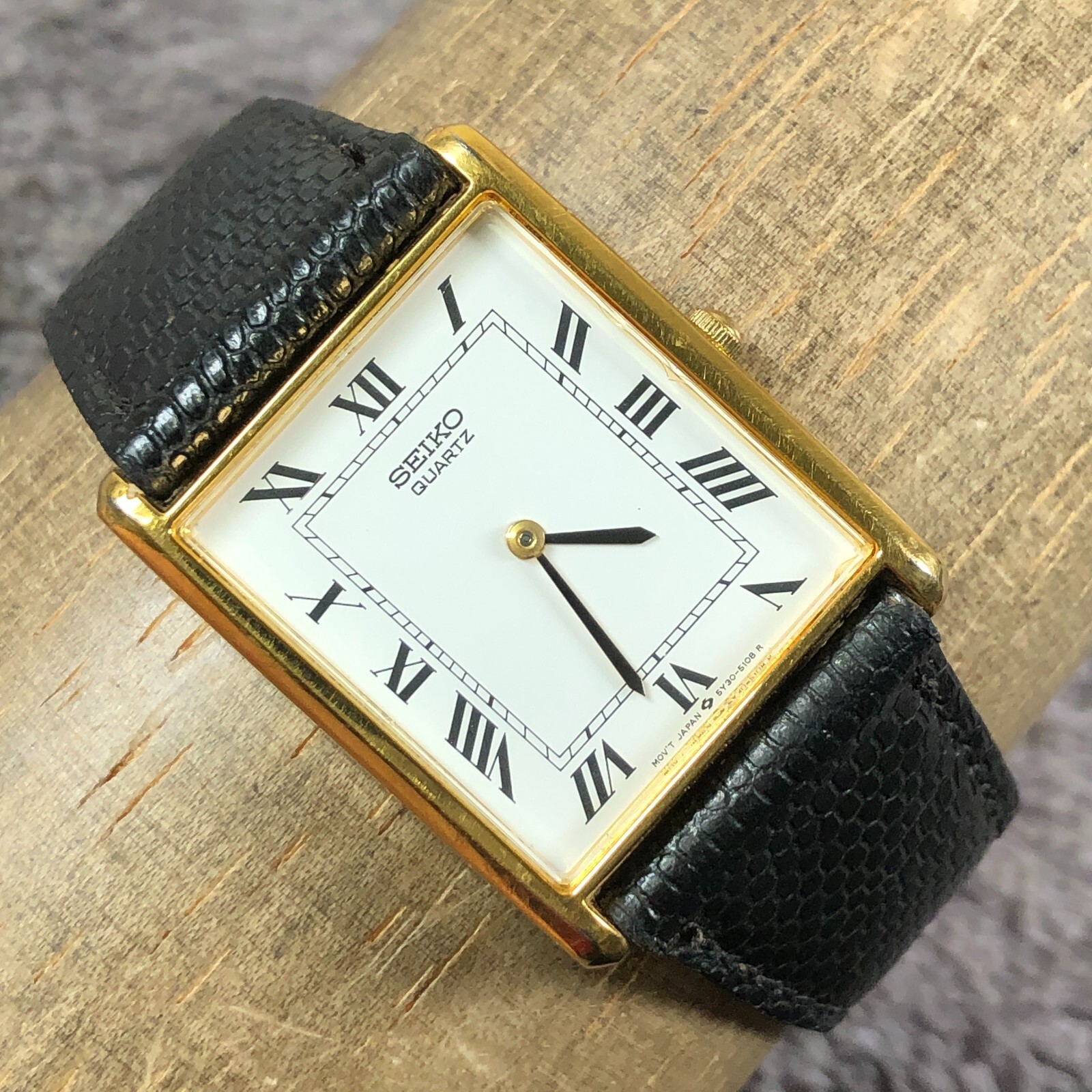 Vintage Seiko Men 5Y30-5060 Dress Black Leather Tank Quartz