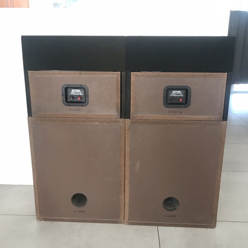 Vintage Pioneer HPM-1500 SPeaker Cabinets With Crossovers And Grills