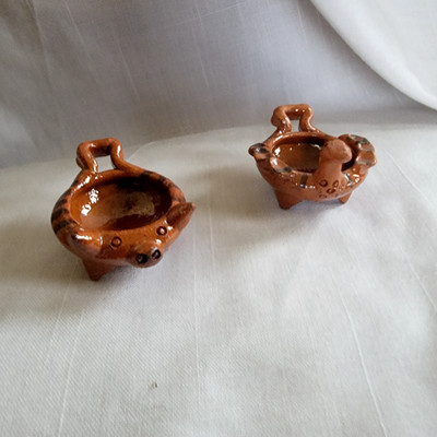 2pc set lot small handmade ceramic pig and bird shaped miniature bowls