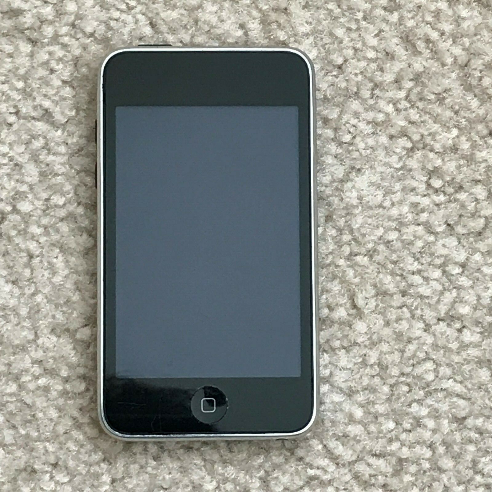 Apple iPod touch 3rd Generation Black (32 GB) A1318