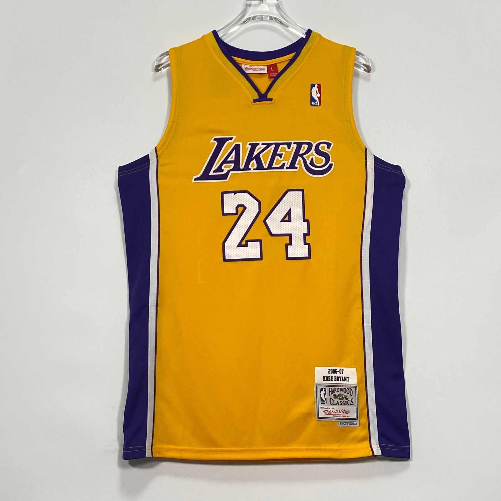 Lakers Kobe Bryant 24 ジャージ ミショー Lakers Kobe Bryant 24 ジャージ ミショー - メルカリ