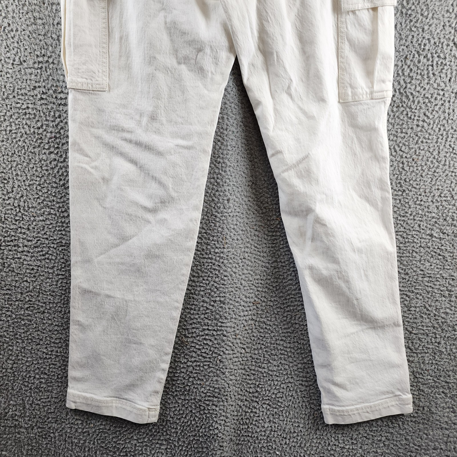 REBECCA MINKOFF Relaxed Cargo Pants Women's 29 Alabaster Zip & Button Closure - Picture 6 of 16