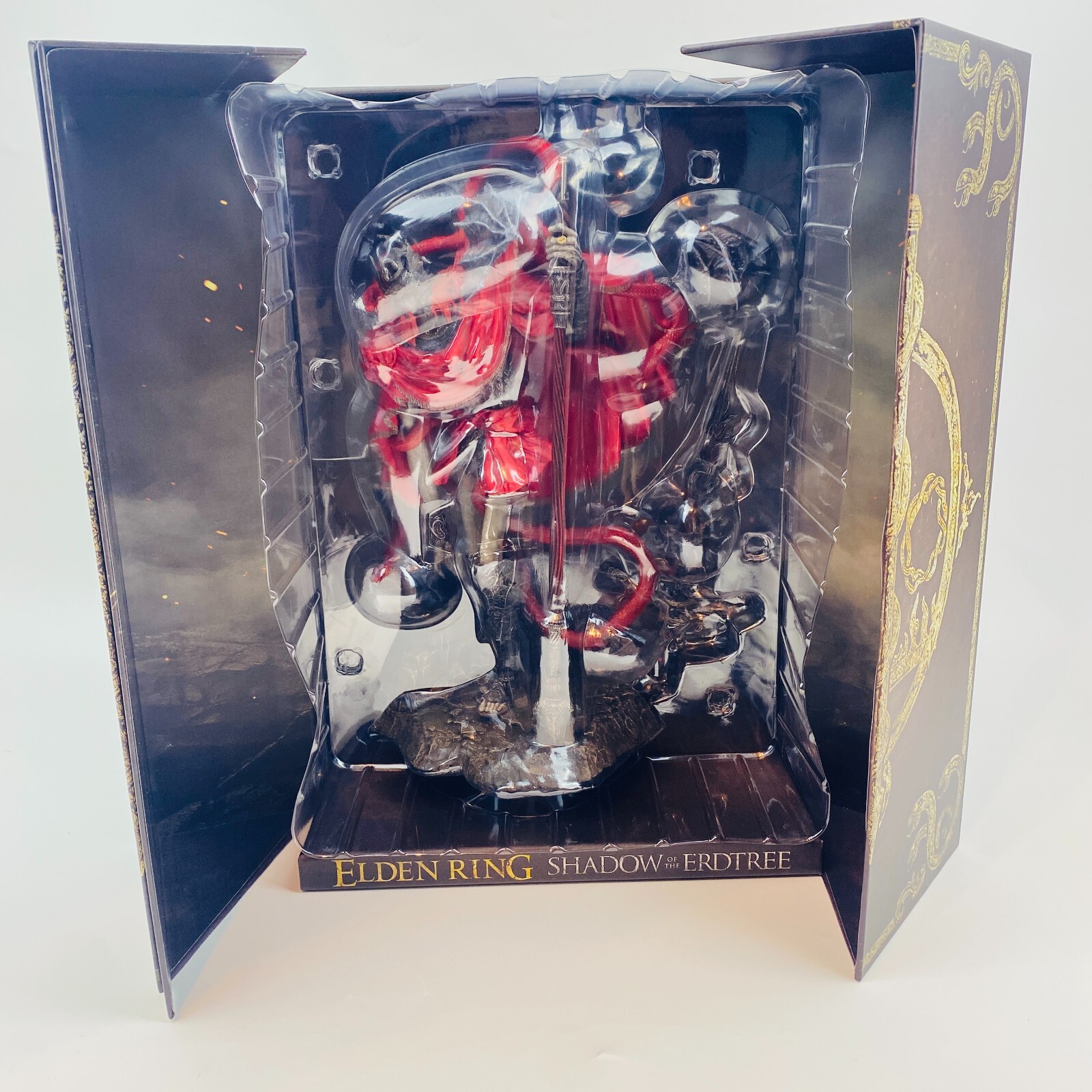 スタチューのみ ELDEN RING SHADOW OF THE ERDTRE ELDEN RING SHADOW OF THE ERDTREE Collector's Edition Statue