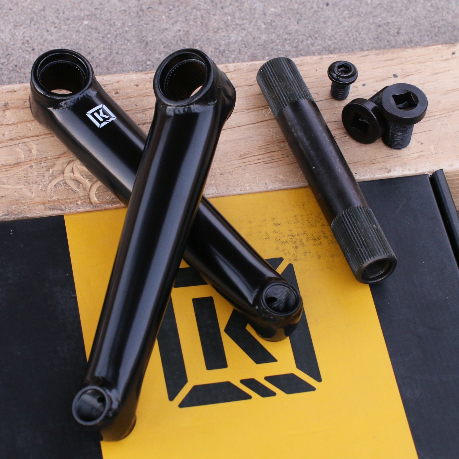 KINK BMX BIKE BRACE 3pc BICYCLE CRANKS BLACK | eBay