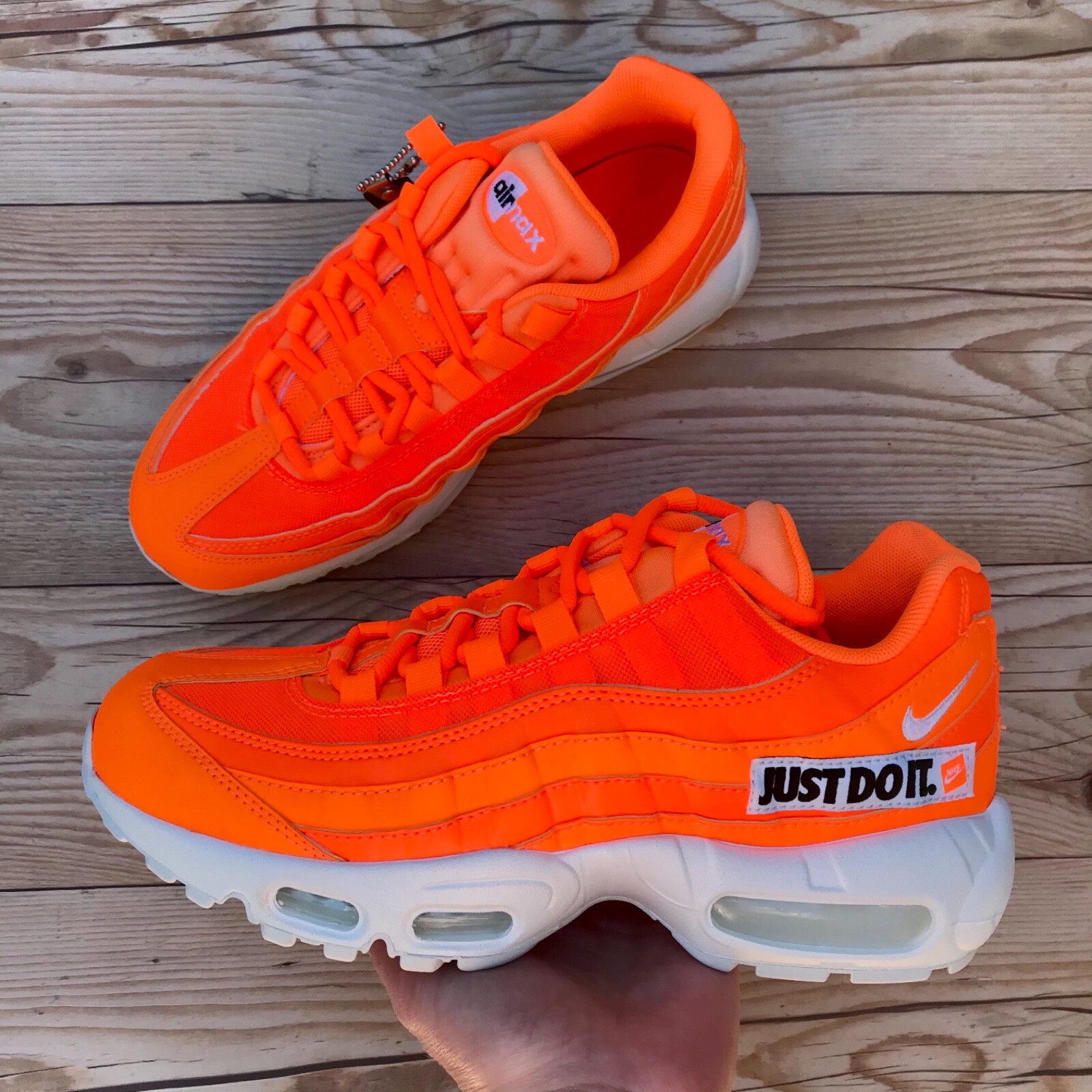 nike air max jdi orange