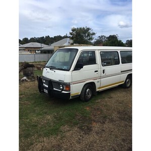 Nissan urvan 1988