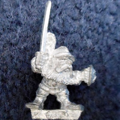 1989 Marauder MB1 DR4 Dwarf Regiment Champion Landsnecht Pikemen Landsknecht
