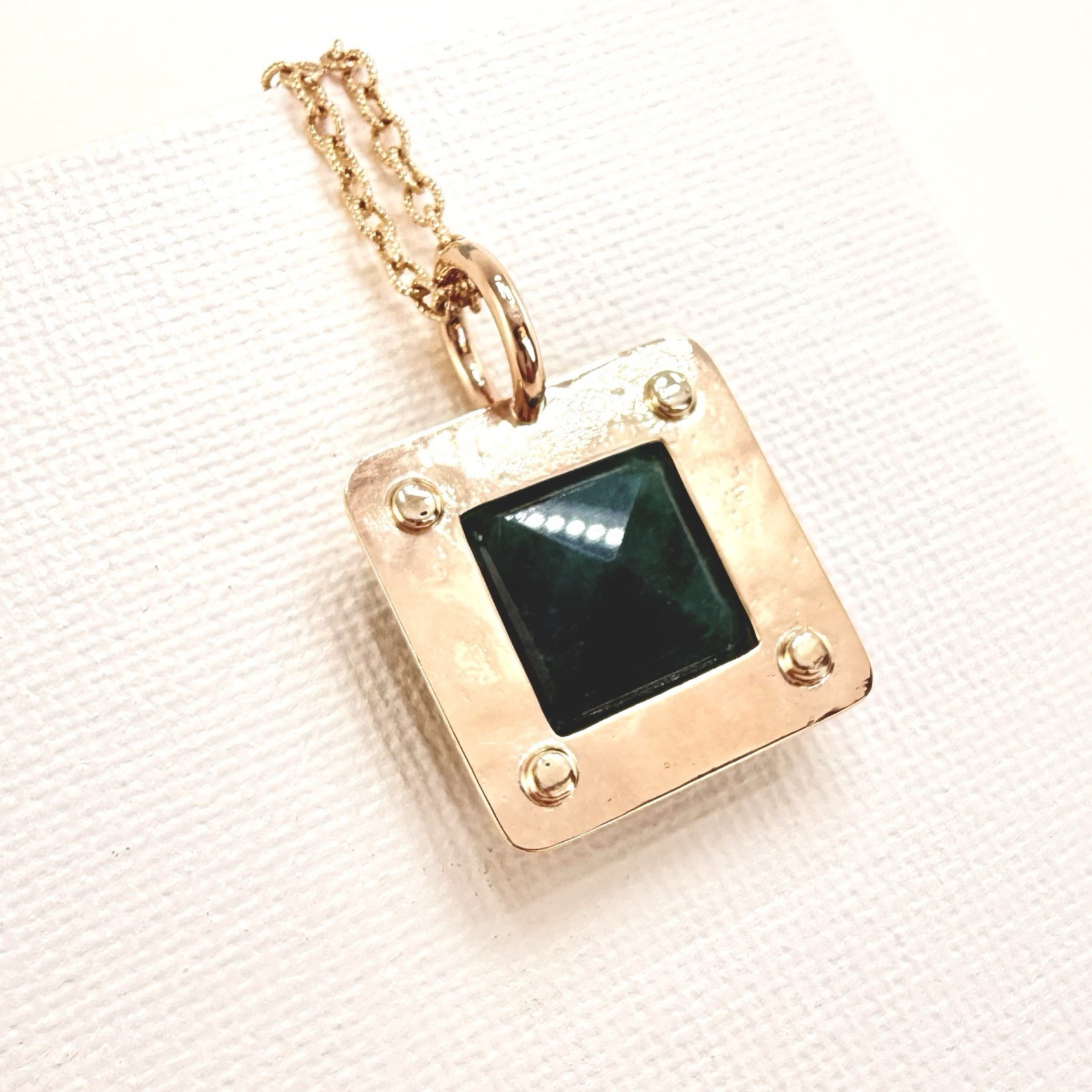 14k Yellow Gold Genuine Emerald Modernist Unisex Pendant, Newly Handcrafted - Picture 9 of 10