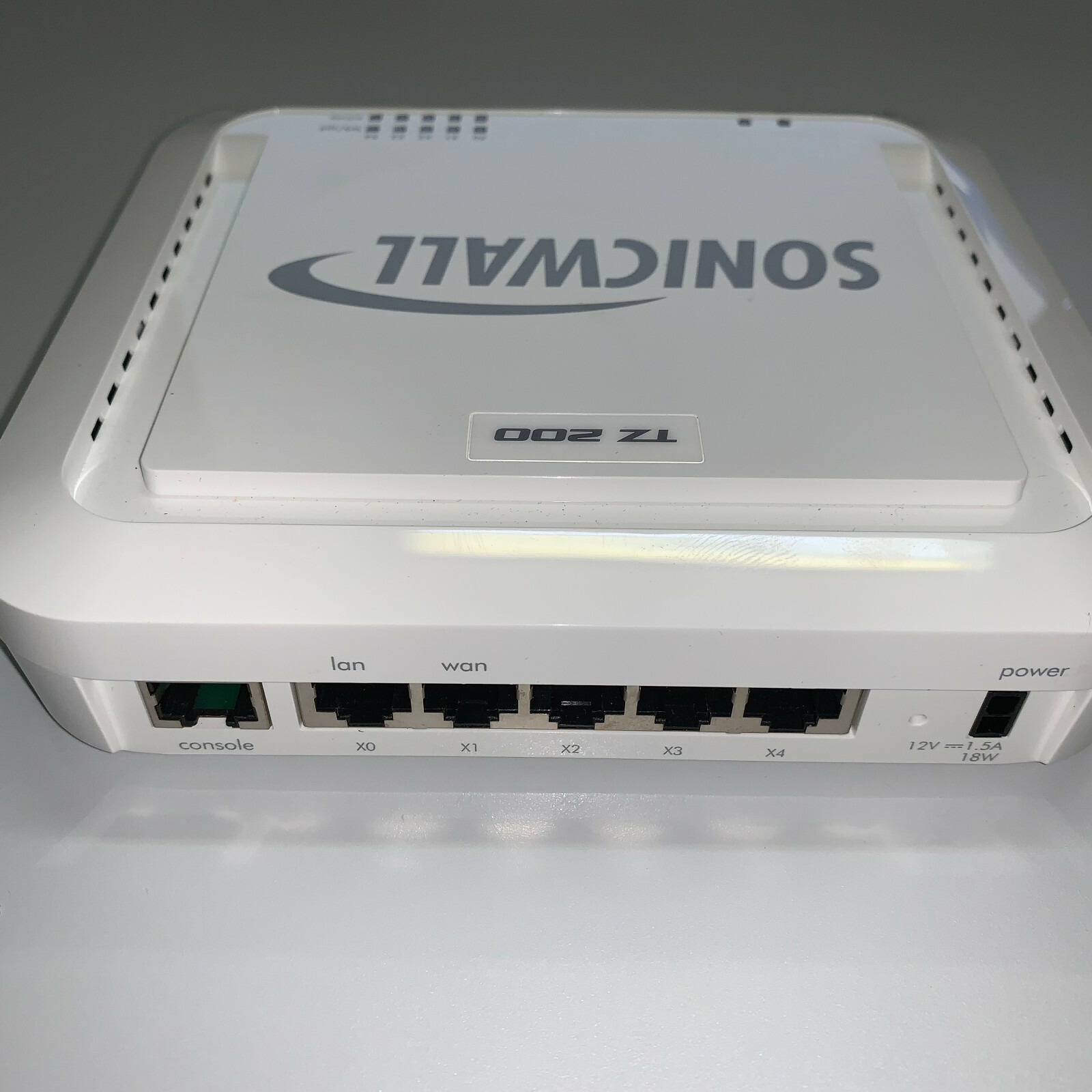 Sonicwall TZ 200 - APL22-60F