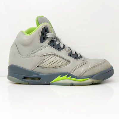 

Nike Boys Air Jordan 5 DM9014-003 Серые баскетбольные кроссовки Размер 4Y, Серый, Air Jordan 5
